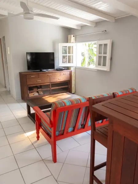 Appartement lumineux avec terrasse, plage à 30 m, Le Gosier : photo 2
