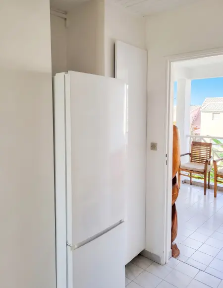 Appartement lumineux avec terrasse à 10 m de l'Anse Mitan, Les Trois-Îlets : photo 5