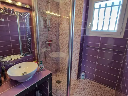 Escapade côtière avec terrasse et confort, Maison 5 personnes à Marseillan Plage - Photo 4