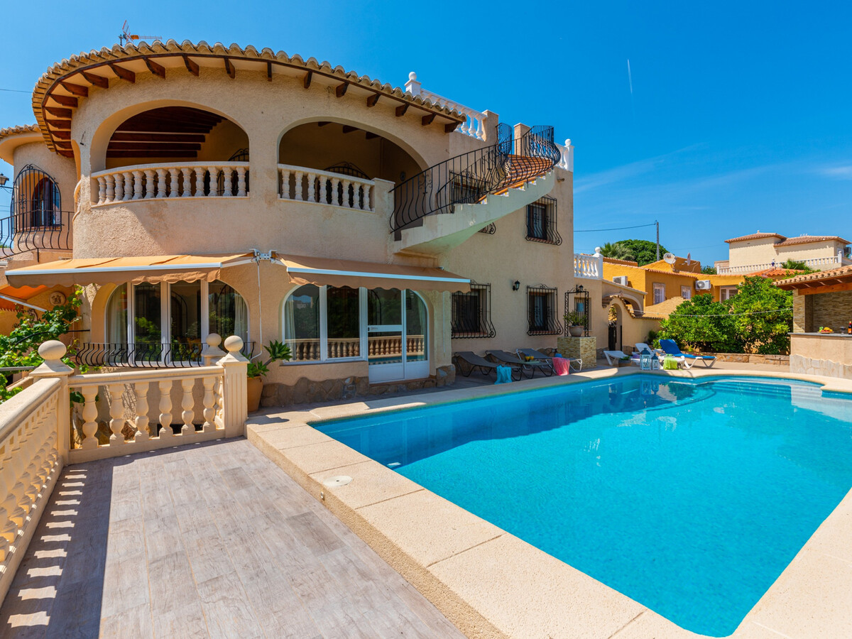 Villa 10 pers. Calpe : piscine 8x4m, 5 chambres, plage 1,2km - Photo 1