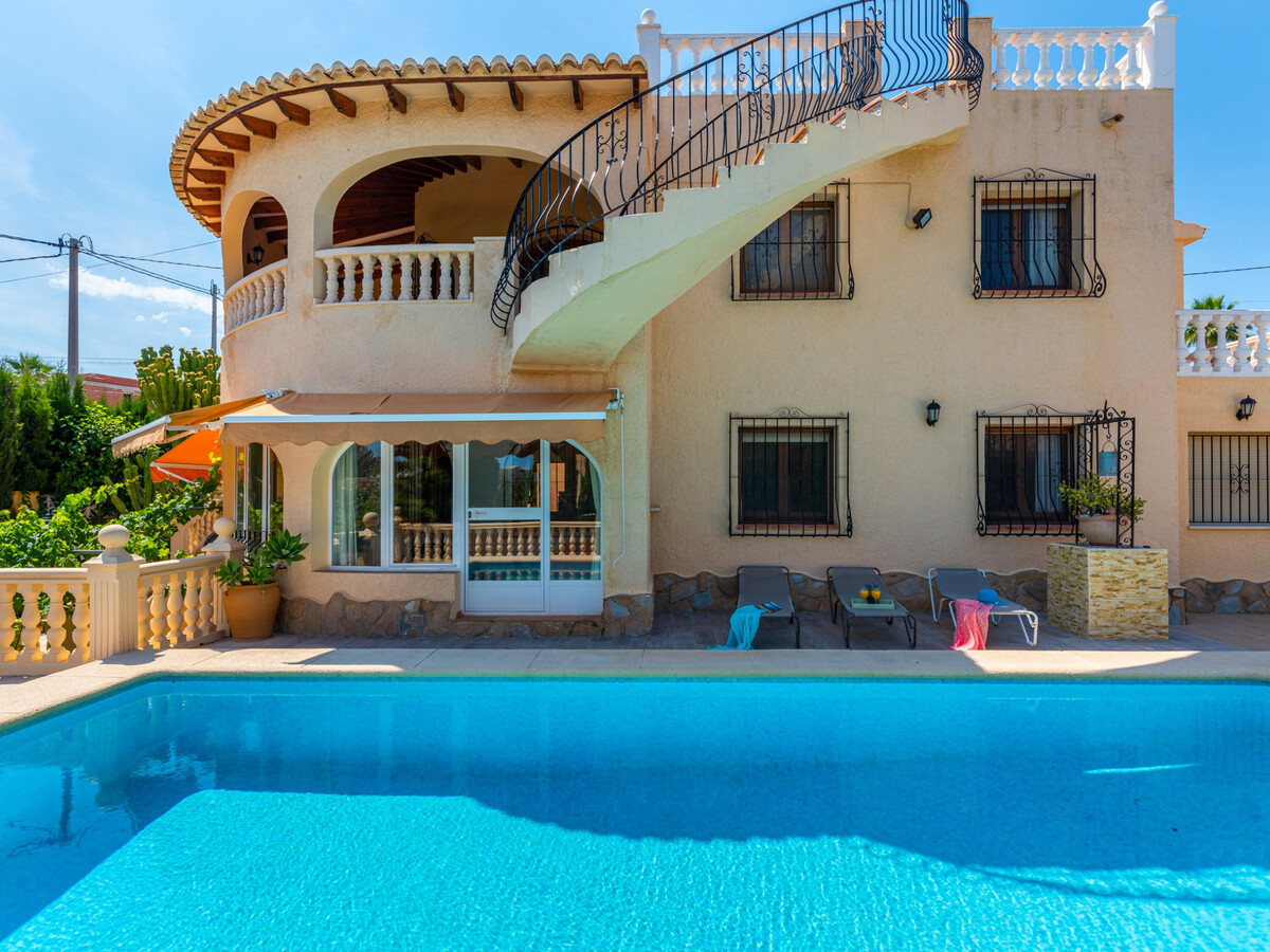 Villa 10 pers. Calpe : piscine 8x4m, 5 chambres, plage 1,2km - Photo 2