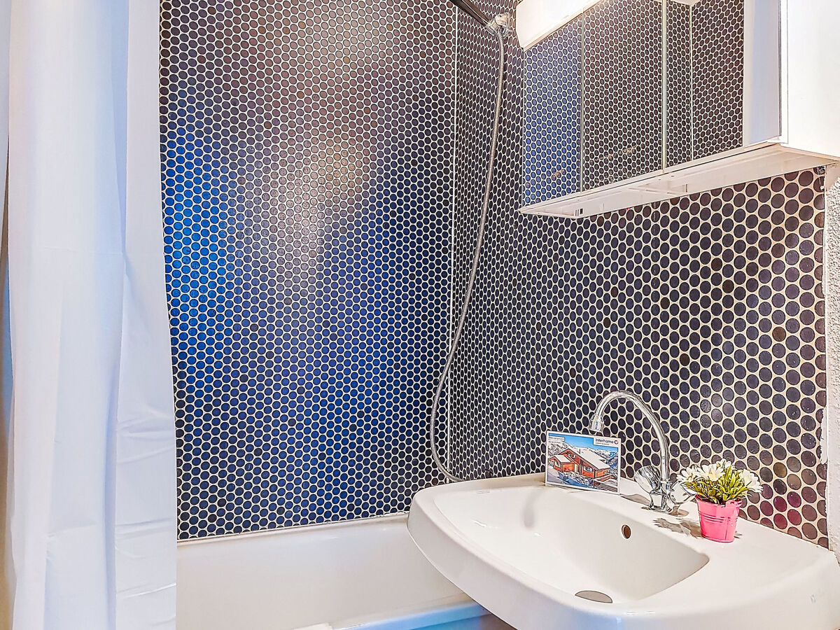Studio Topaze 25 m² - Balcon sud, vue montagne - Photo 14