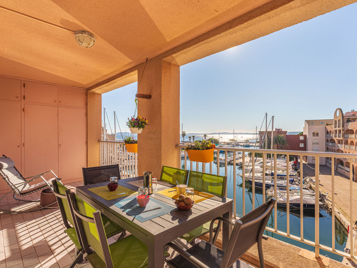 Appartement Port de la Gavine I, vue mer à Hyères - Photo 1