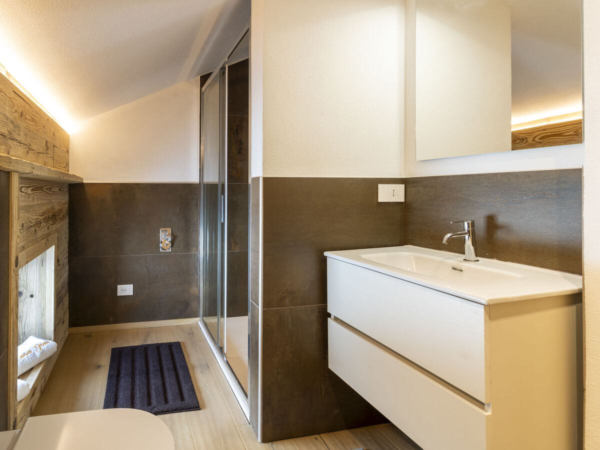 Casa Greta – Appartement 6 pers. rénové 2025, vue montagne - Photo 12