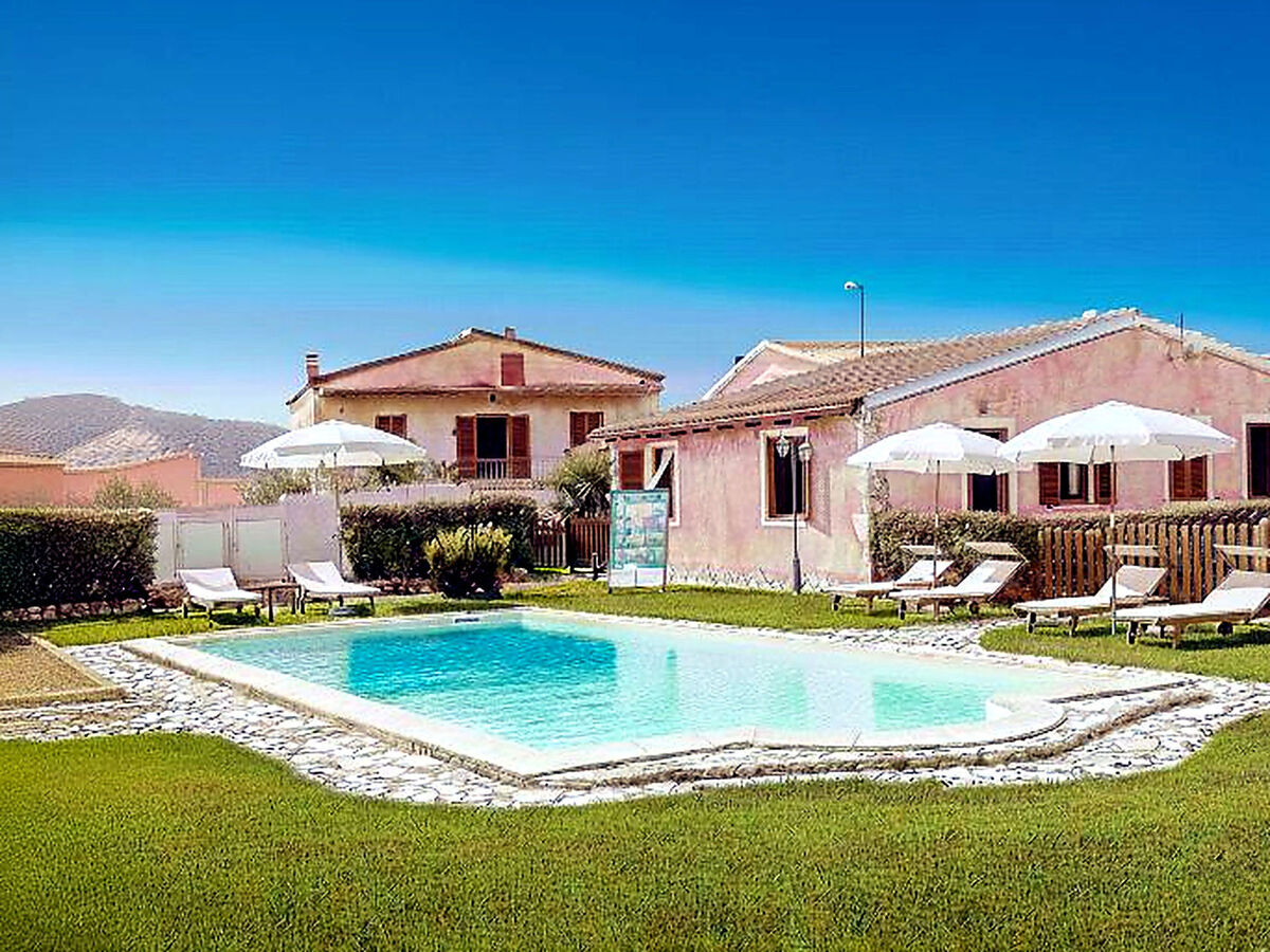 Azzurra, maison 2 chambres avec jardin à Valledoria - Photo 17