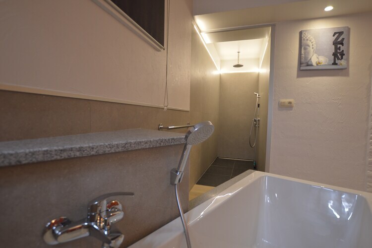 Maison 10 personnes avec sauna, jacuzzi et salle de jeux - Photo 26