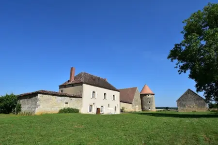 Location maison à Moussy, Manoir en Bourgogne près du Parc Morvan