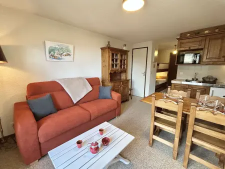 Location appartement à Demi Quartier, Studio calme avec parking, vue montagnes, Demi-Quartier