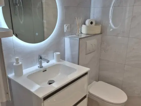 La Petite Tanière : T2 lumineux au cœur du vieux Morzine : photo 9