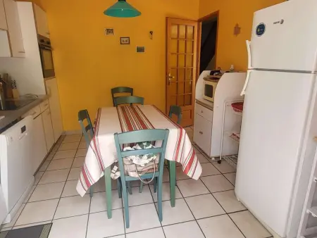 Maison au calme pour 8 près du lac, WIFI, Maison 8 personnes à Saint Pée sur Nivelle - Photo 2