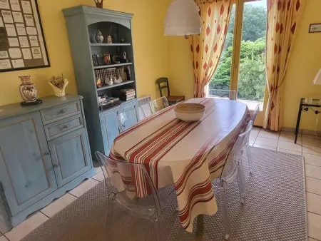 Maison au calme pour 8 près du lac, WIFI, Maison 8 personnes à Saint Pée sur Nivelle - Photo 4