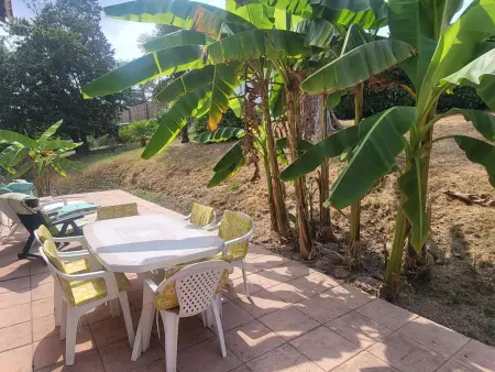 Maison au calme pour 8 près du lac, WIFI, Maison 8 personnes à Saint Pée sur Nivelle - Photo 11