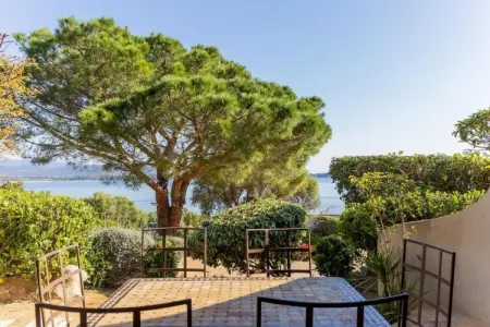Villa T4 vue mer avec ponton privé à Porto-Vecchio : photo 4
