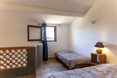 Villa T4 vue mer avec ponton privé à Porto-Vecchio : photo 9