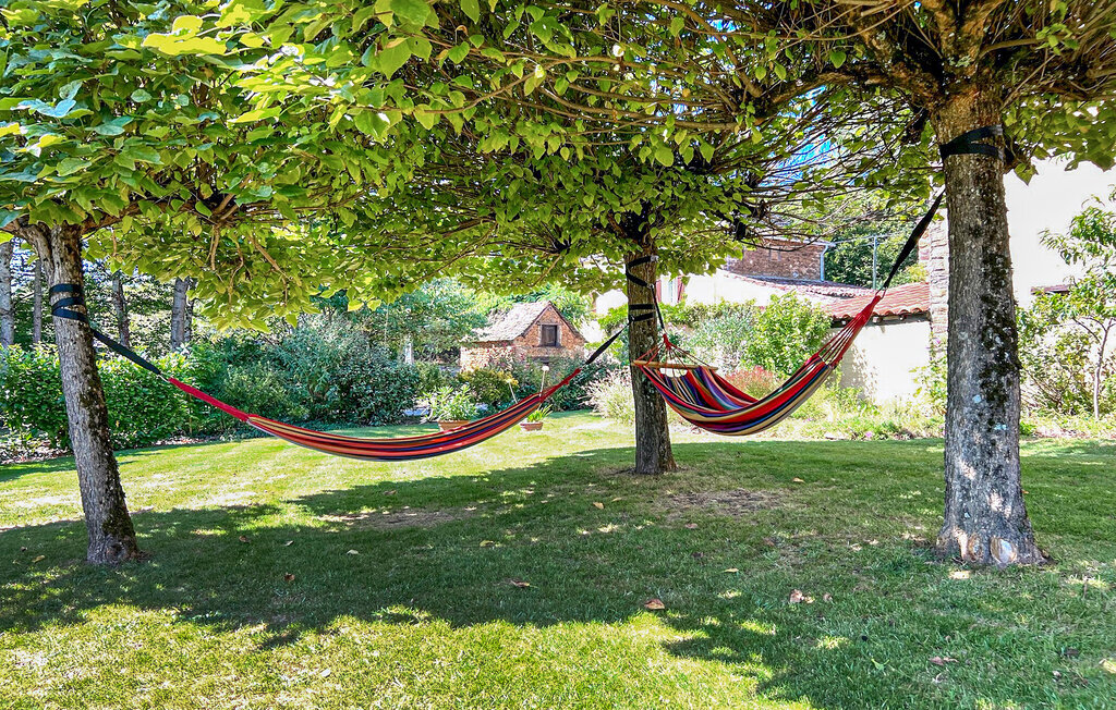 Maison de caractère 19e siècle avec piscine à Jouqueviel - Photo 9