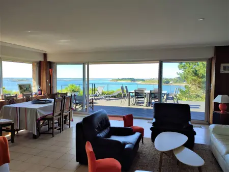 Maison pieds dans l'eau à Trébeurden, vue mer et terrasse 50m² - Photo 13