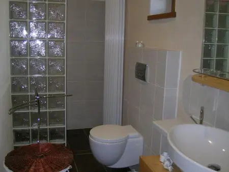 Gîte Le Moderne : 4 pers. en domaine nature avec piscine : photo 6
