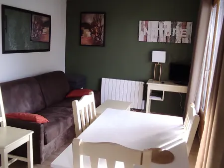Appartement 6 pers. Super-Besse, balcon Sud face au Sancy - Photo 2
