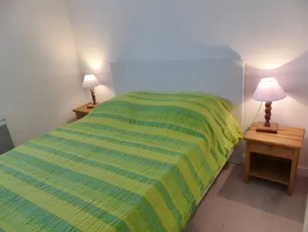 Maisonnette rénovée 32m² avec terrasse près du port - Photo 8
