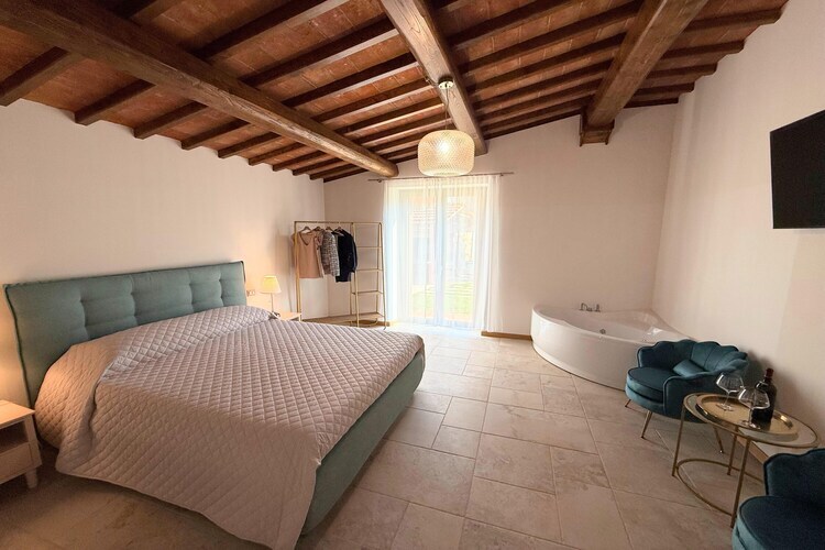 Primula, maison Toscane avec piscine à débordement - Photo 16