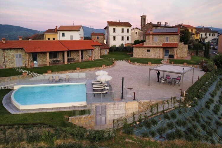Primula, maison Toscane avec piscine à débordement - Photo 25