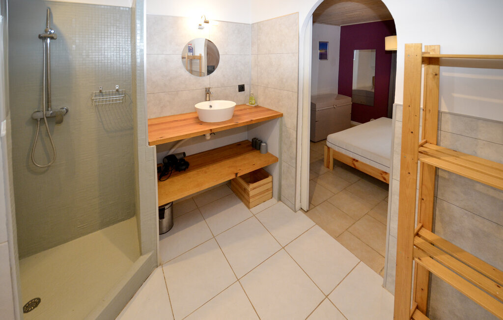 Maison 1 chambre avec piscine à Besse-sur-Issole - Photo 15
