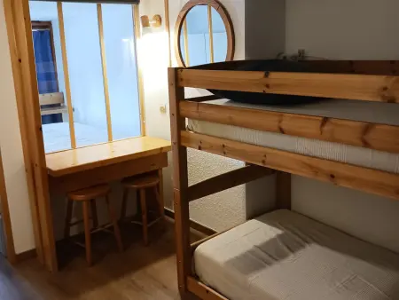 Duplex 33m² skis aux pieds pour 6, balcon sud-est : photo 7