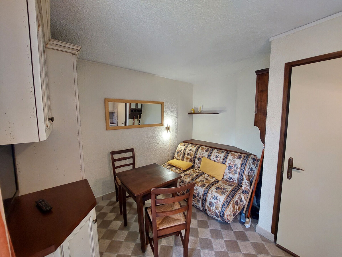 Studio 2 pers aux Deux Alpes, pied des pistes, ascenseur - Photo 3