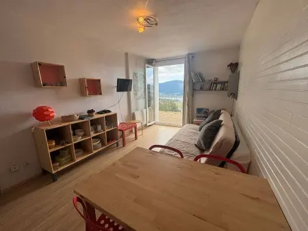 Location appartement à Les Angles, Appartement confortable avec terrasse au rez-de-chaussée