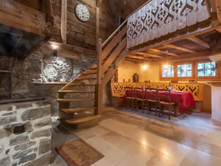 Location chalet à Arâches la Frasse, Chalet typique 5 chambres 15 pers centre station avec WIFI