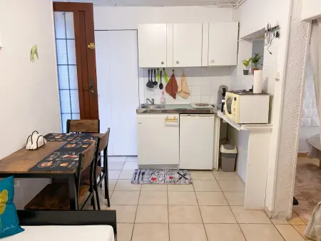 Appartement confortable à Aigues-Mortes – 30 m², Appartement 3 personnes à Aigues Mortes : photo 4