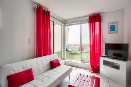 Location appartement à , Appartement à Erquy avec balcon et vue sur l'océan