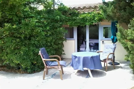 Location maison à Boutenac, Appartement de vacances avec 1 chambre