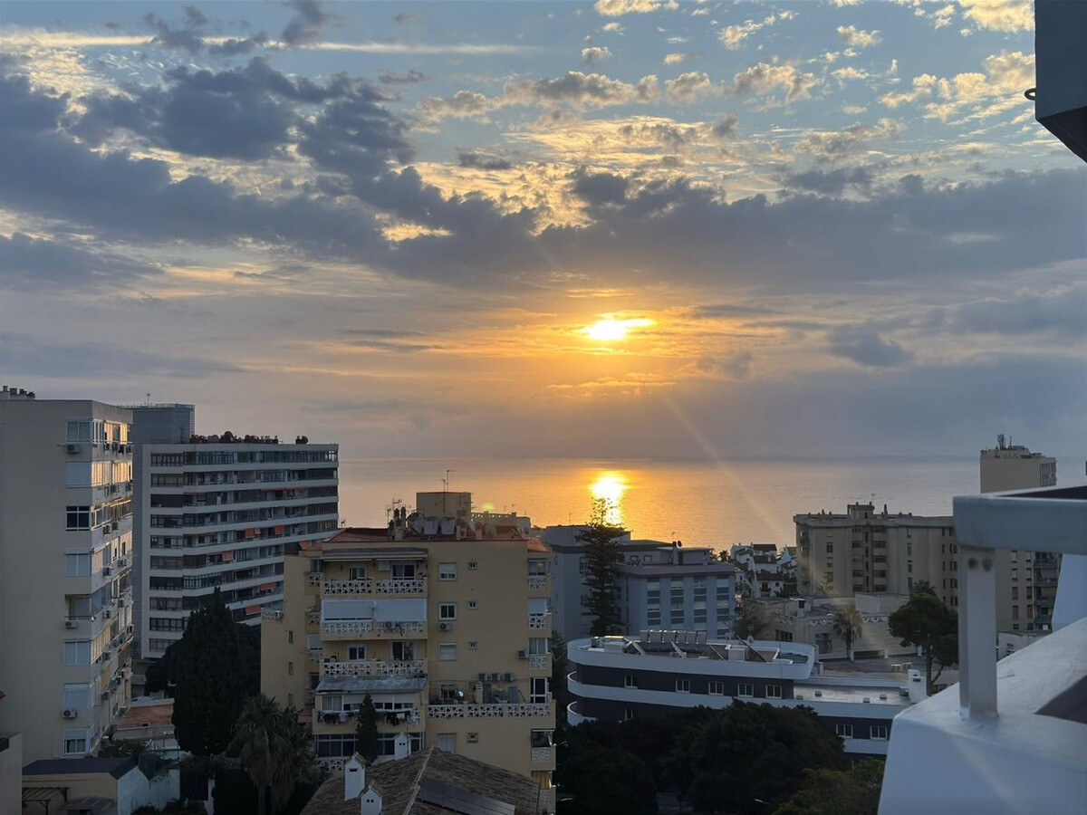 Appartement T1 au 7e étage avec terrasse vue mer à Torremolinos - Photo 2