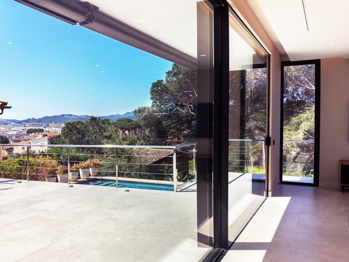 Villa moderne 6 chambres avec piscine 30m² et panneaux solaires - Photo 18