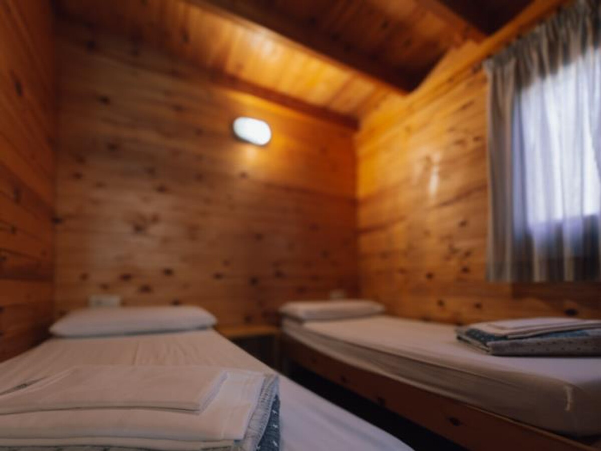 Bungalow en bois avec porche près de Sort - Photo 11