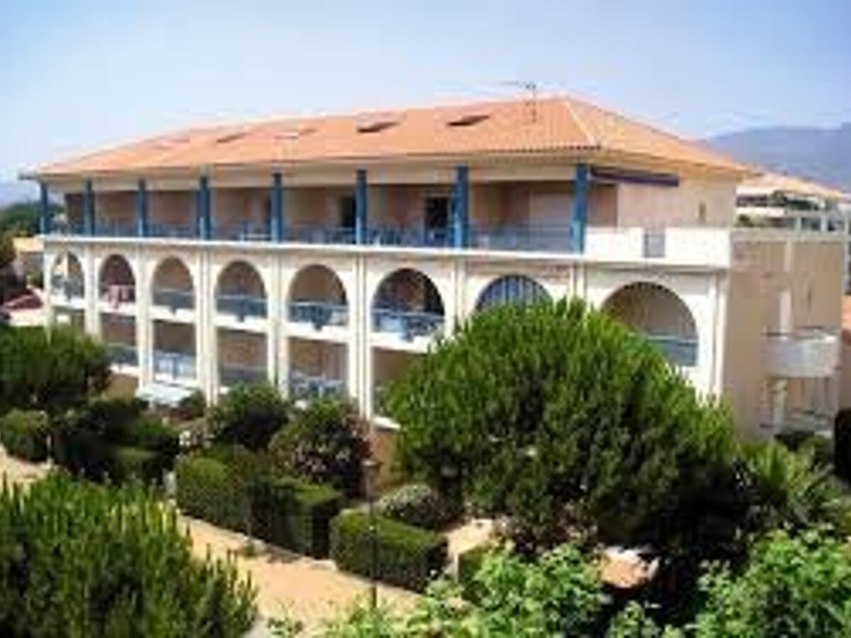 Appartement 2 pièces cabine avec piscine au Lavandou - Photo 12