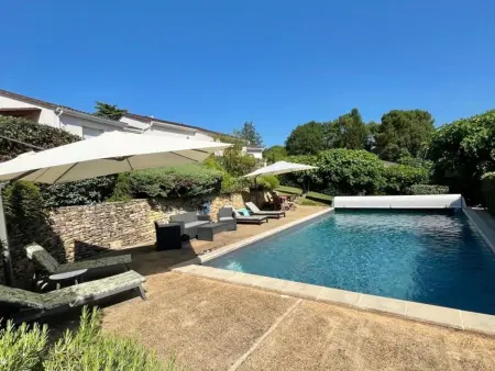 Location gite à Sarlat la Canéda, Charmante maison de campagne avec terrasse privative à Sarlat