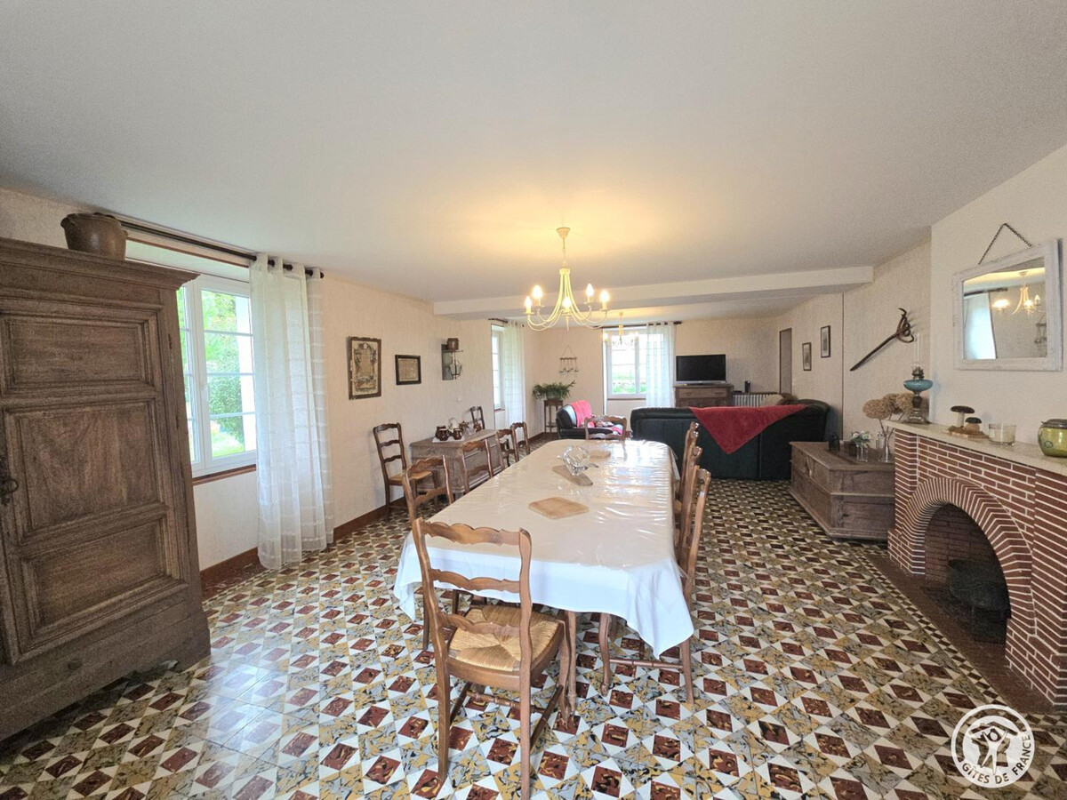 Gîte 10 pers. avec piscine, pâturage chevaux à Villamblard - Photo 11