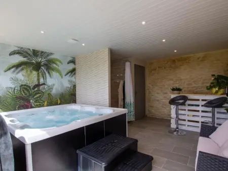 Gîte rural 11 pers. avec jacuzzi, parking et animaux : photo 2