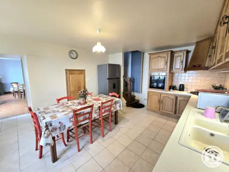 Gîte rural 11 pers. avec jacuzzi, parking et animaux : photo 6