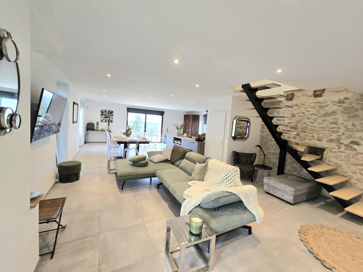 Gîte 7 chambres avec piscine chauffée à Coubjours - Photo 2