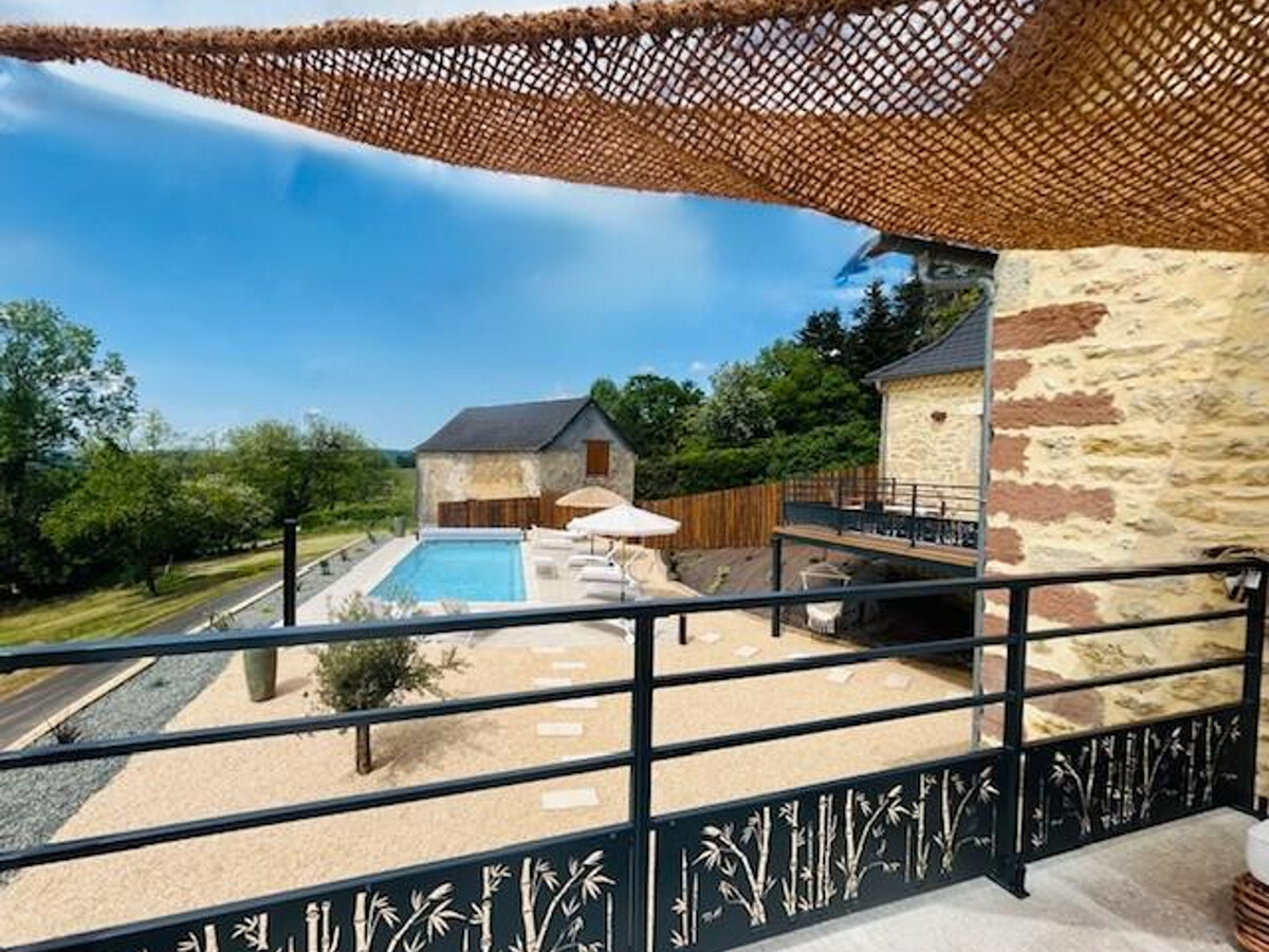 Gîte 7 chambres avec piscine chauffée à Coubjours - Photo 12