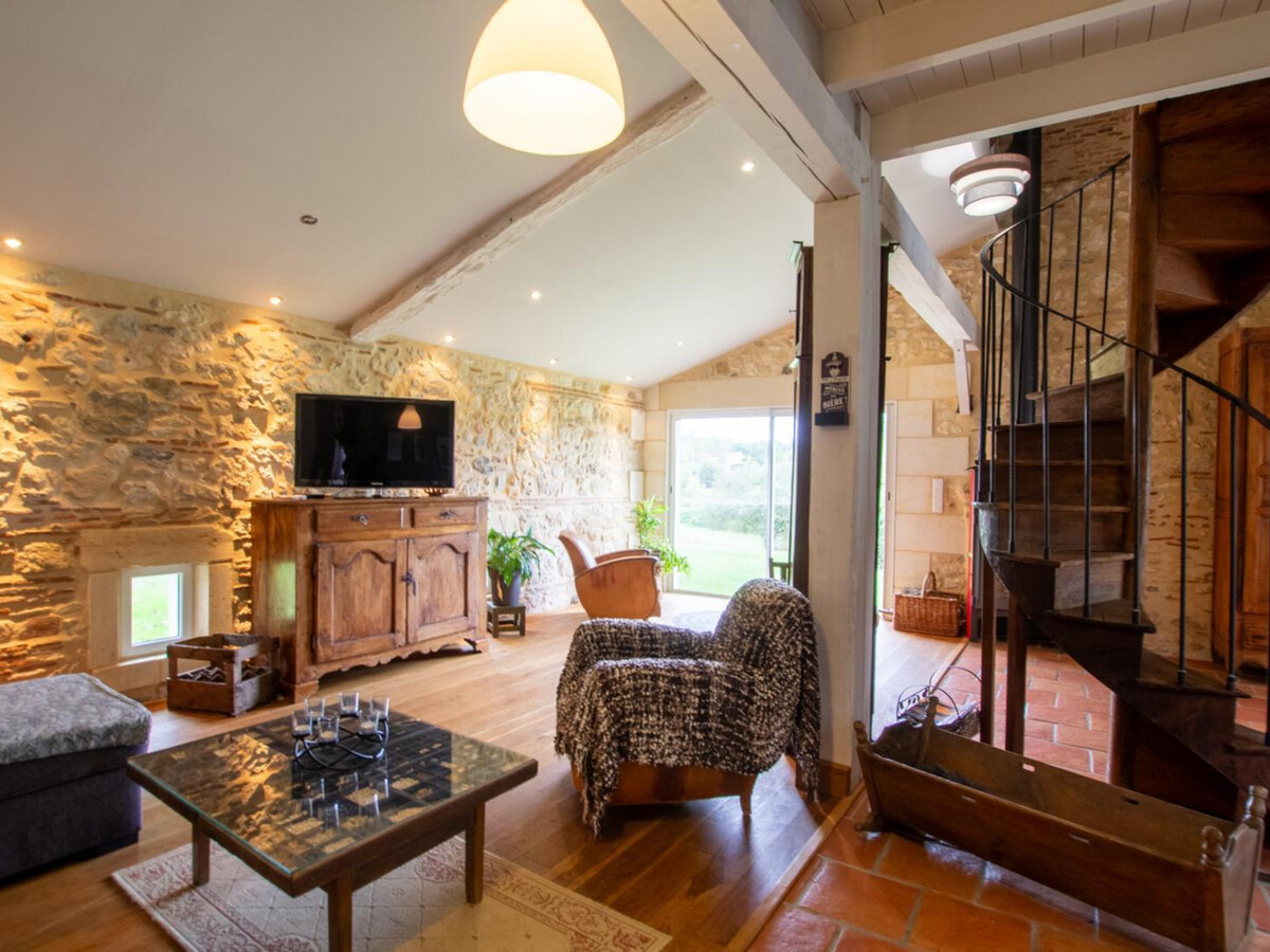 Gîte Périgourdien 6 pers, piscine 8×4m, 2000m² de terrain - Photo 7