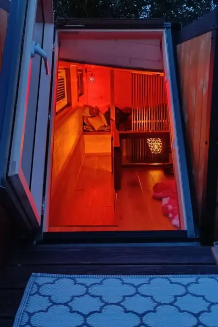 Tiny House Sundancer avec terrasse en forêt : photo 4