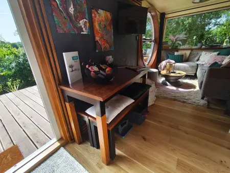 Tiny House Sundancer avec terrasse en forêt : photo 14