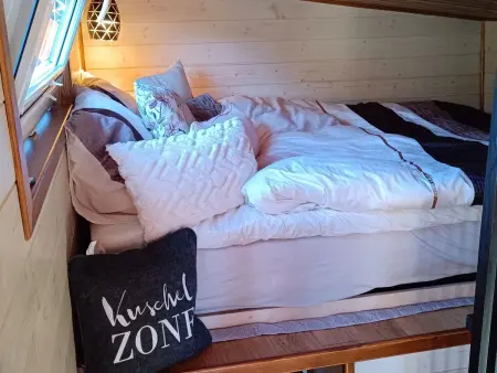 Tiny House Sundancer avec terrasse en forêt : photo 24