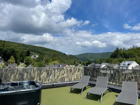 Location appartement à Trois Ponts, ROOTOP BLUE & Sprudelbad