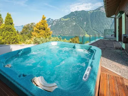 Wunderschönes Luxus-Chalet mit Seesicht, Maison 7 personnes à Seelisberg - Photo 3