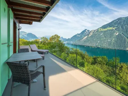 Wunderschönes Luxus-Chalet mit Seesicht, Maison 7 personnes à Seelisberg - Photo 6